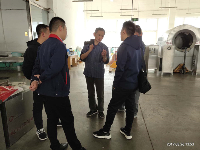 多功能炒貨機.jpg